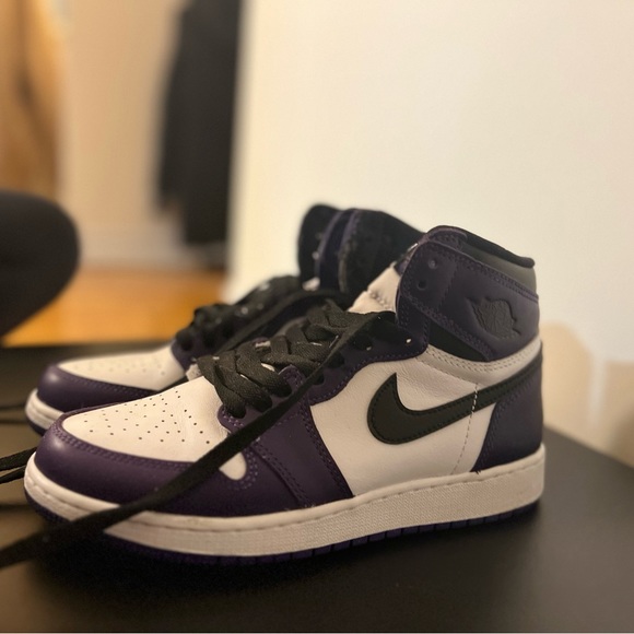 Air Force 1s in Court Purple, women's size 5.5. - Picture 4 of 6